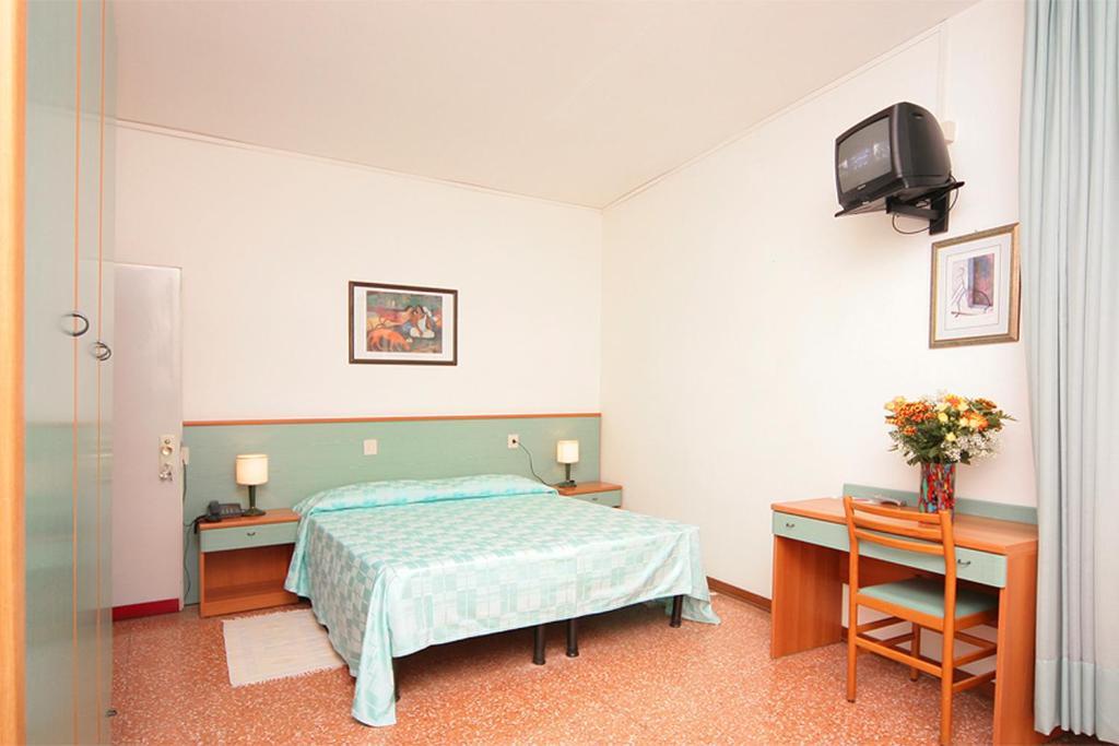 Hotel Janeiro Frontemare Lido di Jesolo Room photo