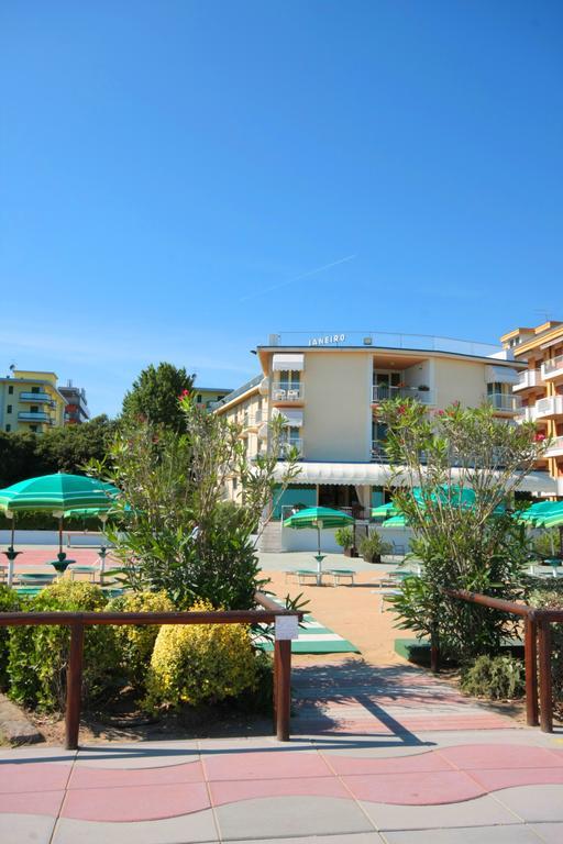 Hotel Janeiro Frontemare Lido di Jesolo Exterior photo